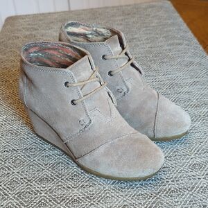 Toms Kala Desert Suede Wedge Lace-up Booties